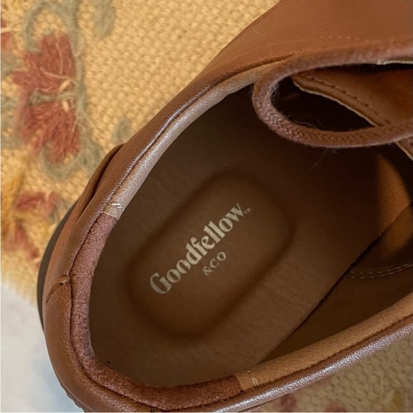 Vegan leather Men's Brown Tan Dress Shoes Size 9 - Picture 8 of 9